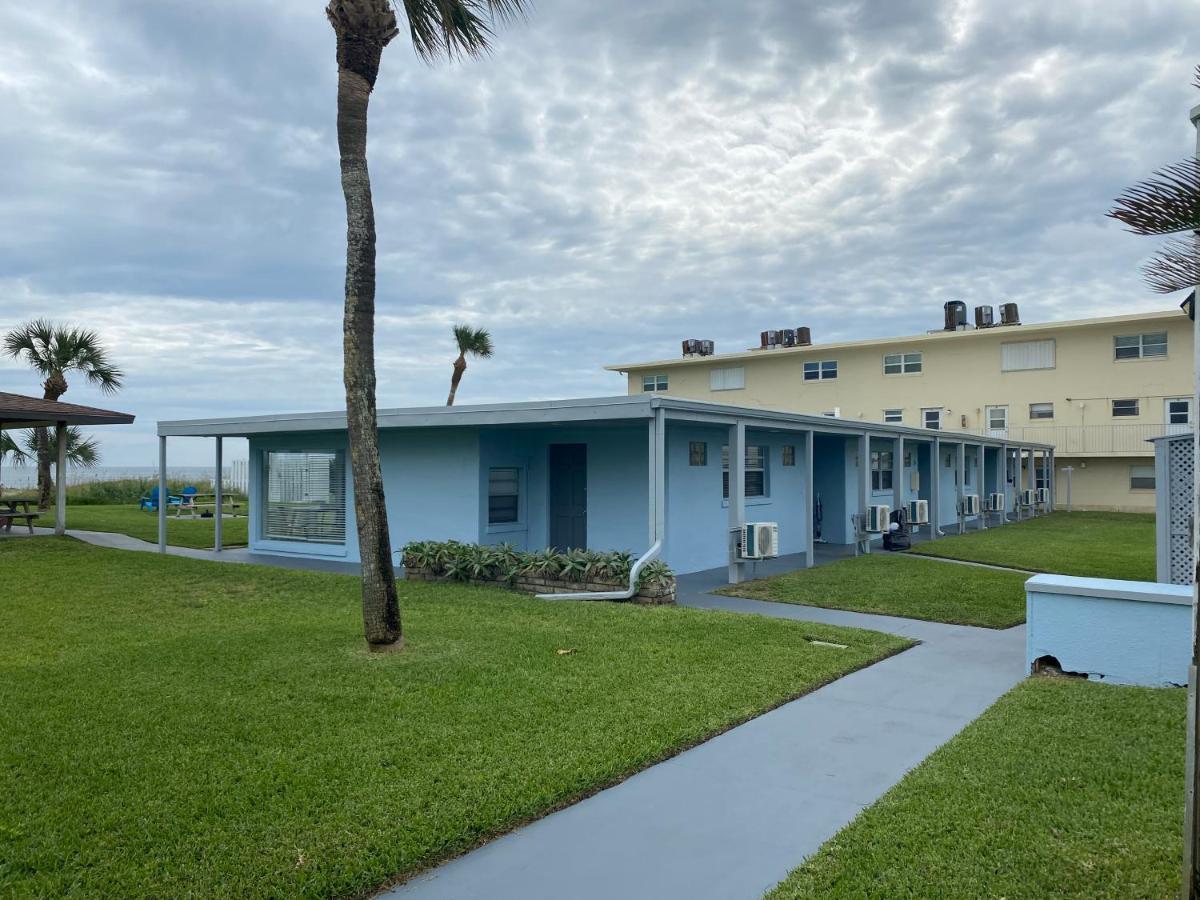 Sea Aire Oceanfront Inn Cocoa Beach Exterior photo